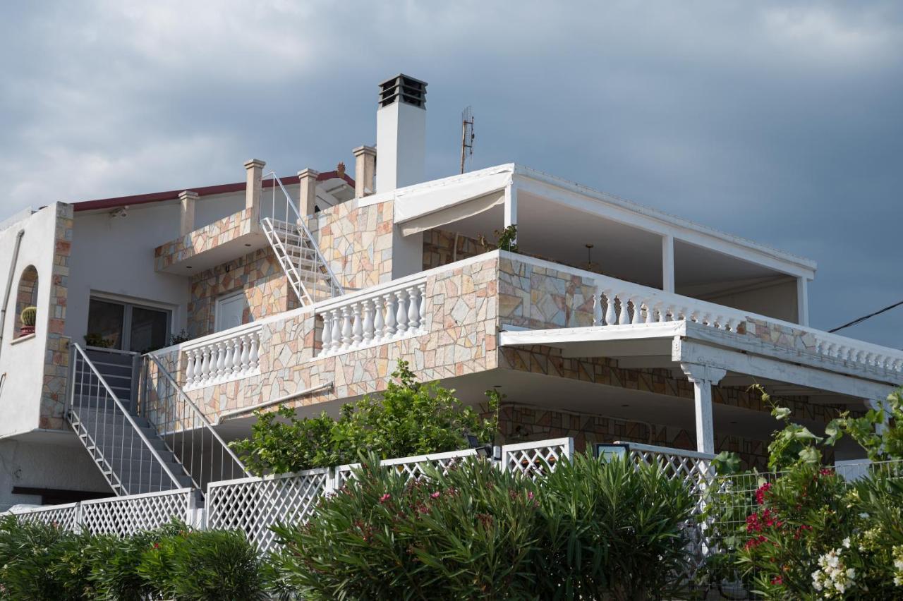 Avra Residence Nafplio Неа Киос Екстериор снимка